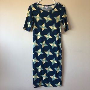 Lularoe blue star print short sleeves Julia dress size XS